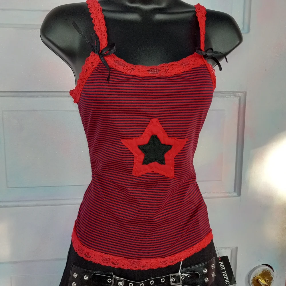 Striped mall goth star decor tank tops w lace and bows! - Picture 5 of 10